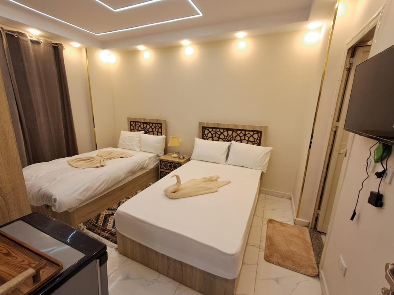 Pyramids East Inn Kafrat al Jabal Luaran gambar
