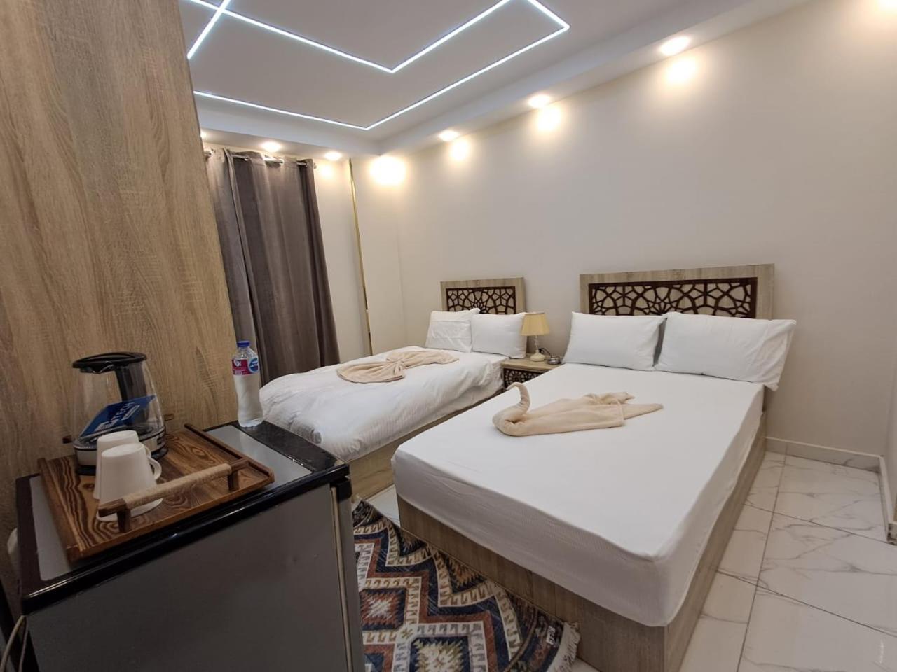 Pyramids East Inn Kafrat al Jabal Luaran gambar