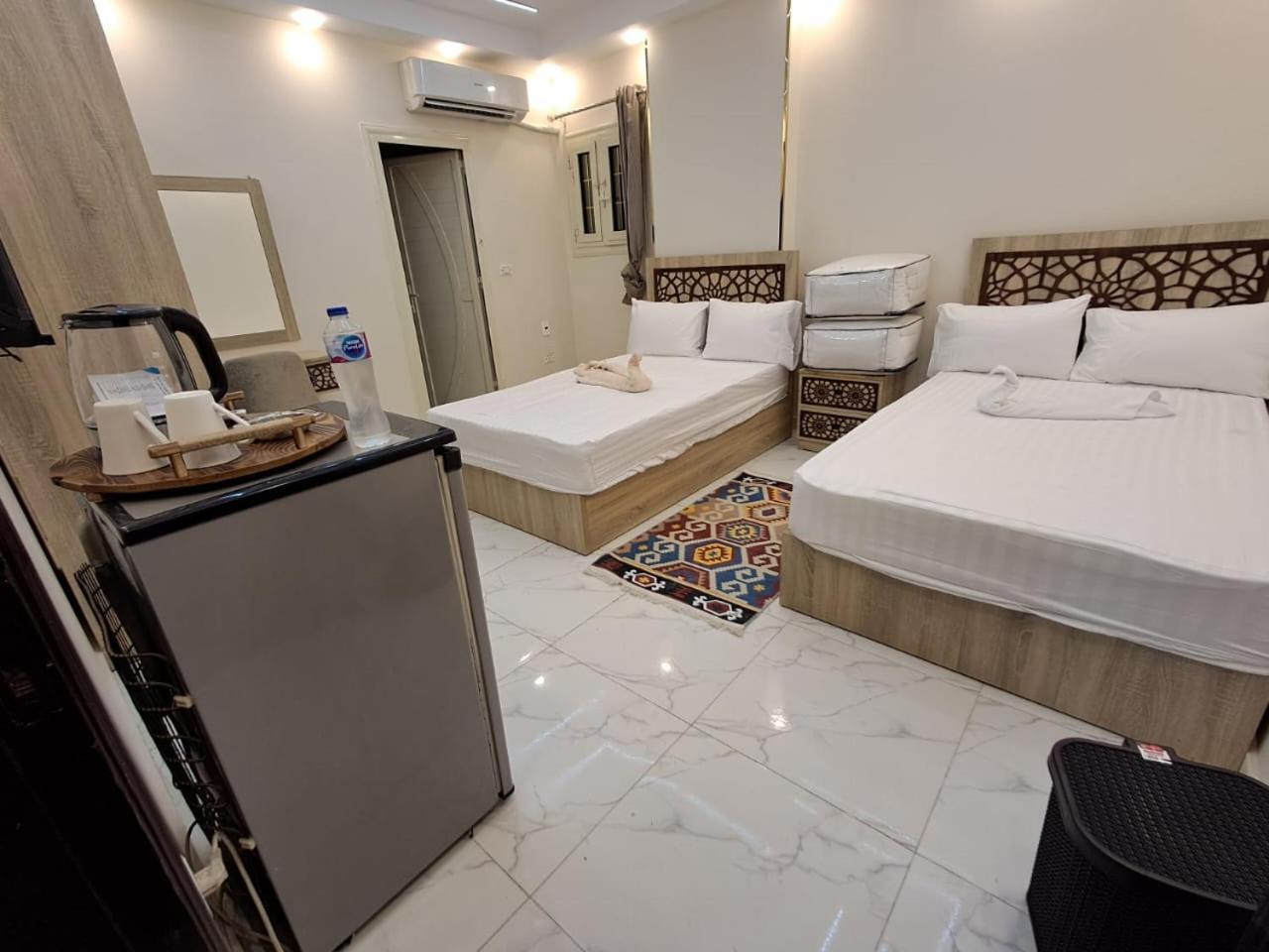 Pyramids East Inn Kafrat al Jabal Luaran gambar